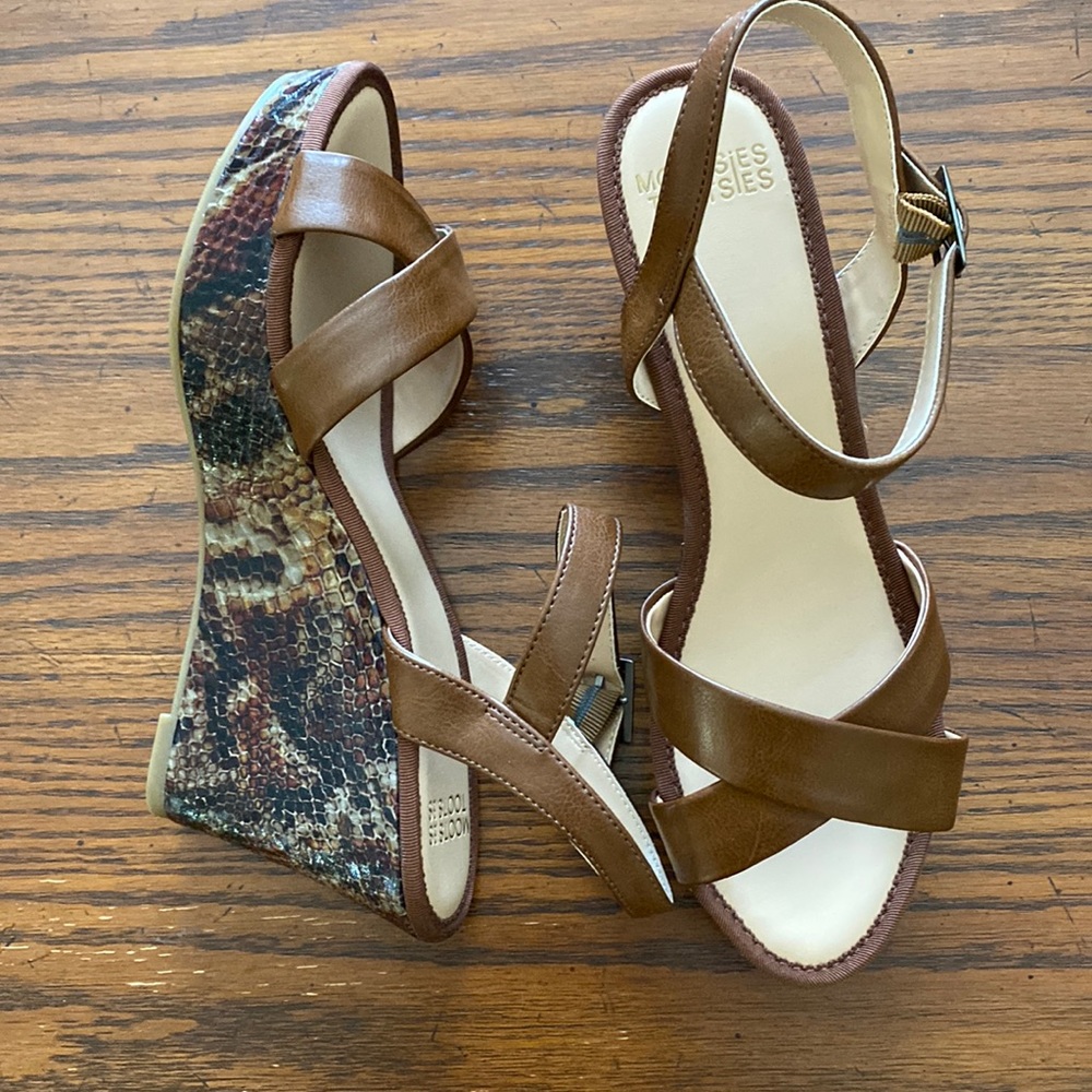Mootsies Tootsies Heel